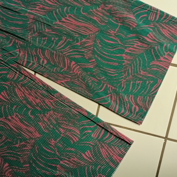 Vibrant Patterned Wide Leg Pants - Picture 2 of 6